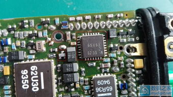 美國軍用通信設備維修實錄 摩托羅拉軍刀對講機拆解與修復全過程